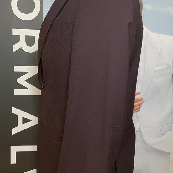 IKE BEHAR BURGUNDY DESIGNER SLIM FIT SUIT - Picture 6 of 8